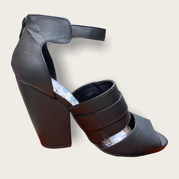 🆕 Qupid New/No Box Black Block Heel Ankle Strap Sandal [Size 8.5] - Picture 5 of 11